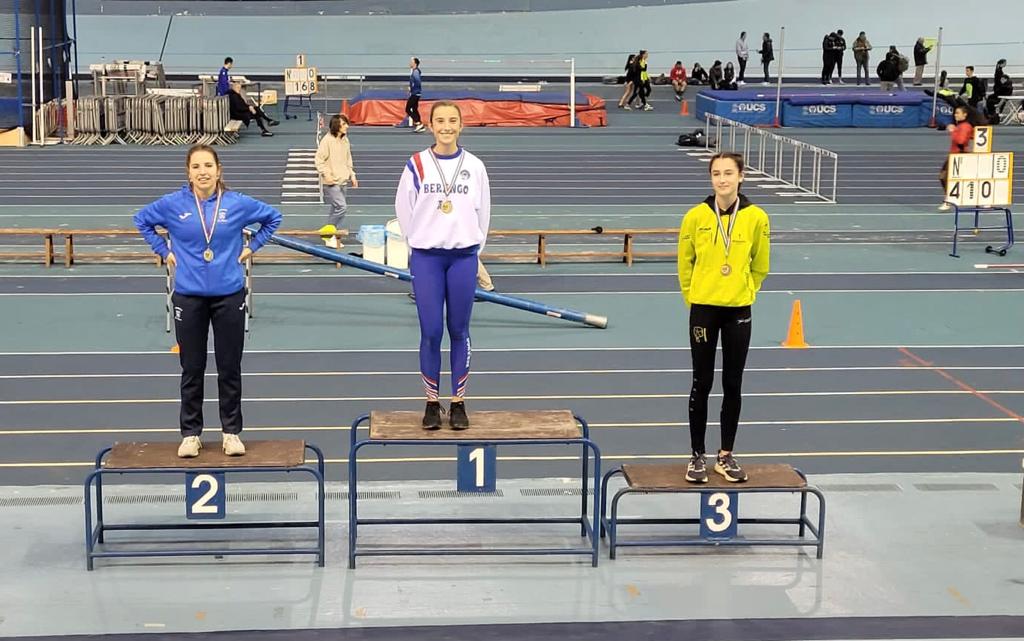 Uxue gaminde campeona triple salto